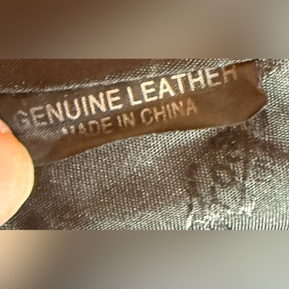 Fossil Black Pebbled Leather Shoulder Bag Medium Size 75082 With Fossil Key - Picture 8 of 16